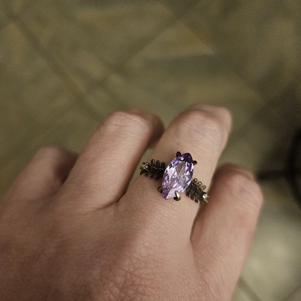 Sterling silver, amethyst ring